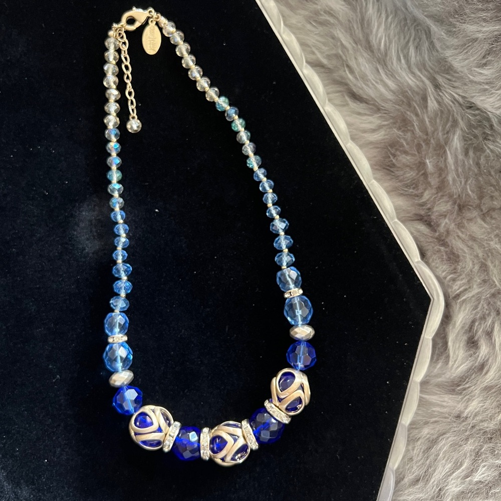 Beautiful Blue Glass Acrylic Bead & Rhinestone Necklace 20" WHBM